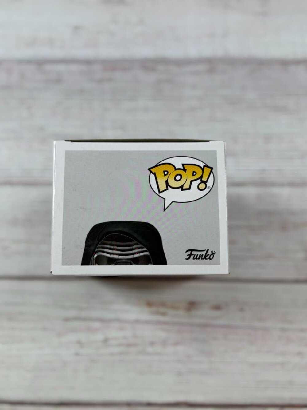 Funko Pop Star Wars  Kylo Ren Supreme Leader - Smuggler's Bounty #324 (Exclusive - Picture 5 of 6